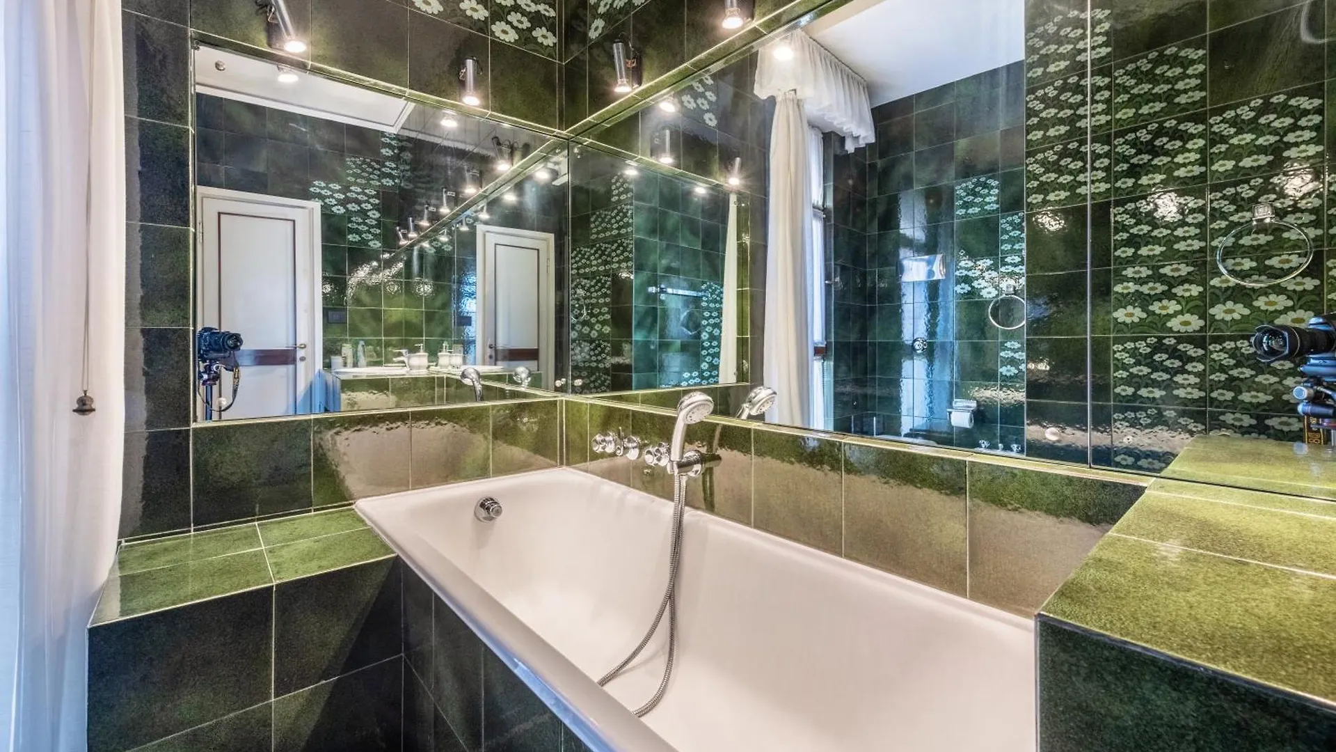 Spiaggia D'Oro Apartment Lake View Gardone Riviera Italien