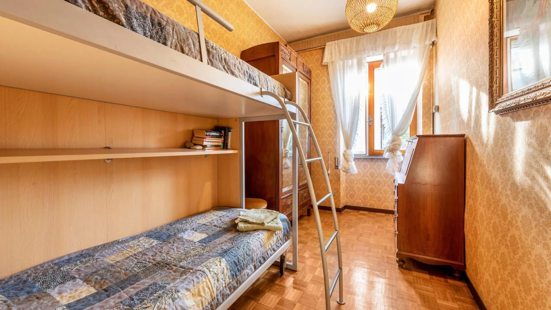 Spiaggia D'Oro Apartment Lake View Gardone Riviera