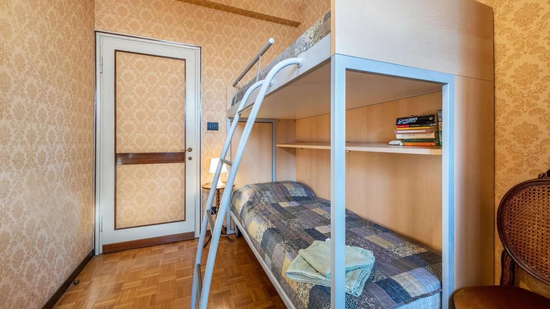 Spiaggia D'Oro Apartment Lake View Gardone Riviera