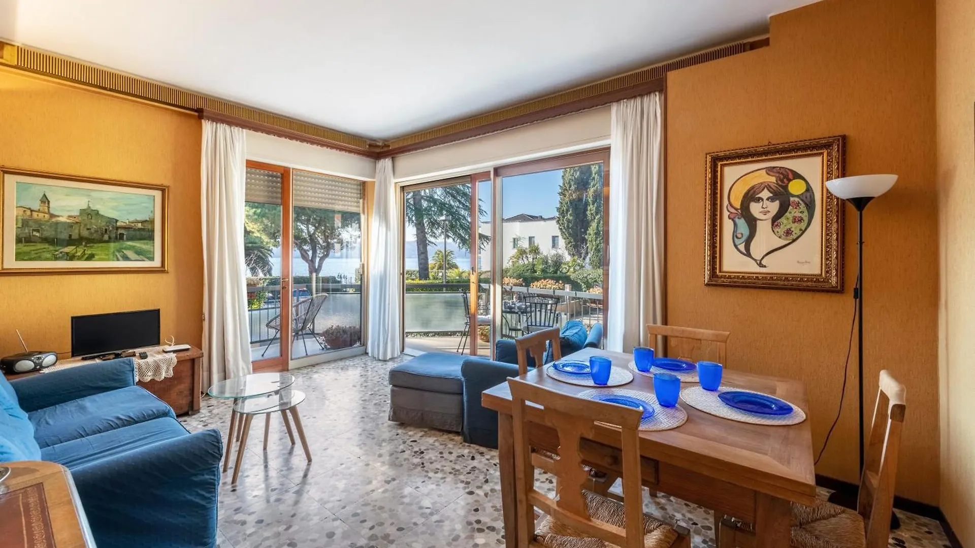 Spiaggia D'Oro Apartment Lake View Gardone Riviera Italy